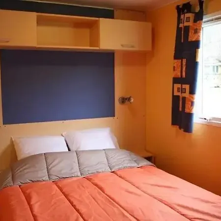 Campingplads 3 Etoiles - Piscine - Ccbgacf 3*